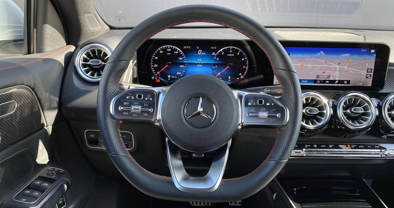Mercedes-Benz GLB cena 199900 przebieg: 18500, rok produkcji 2023 z Łobez małe 232